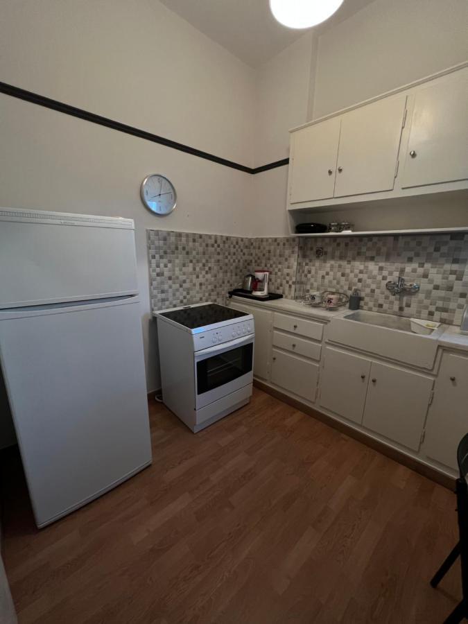 ארטמידה Above Apartments Near The Airport מראה חיצוני תמונה