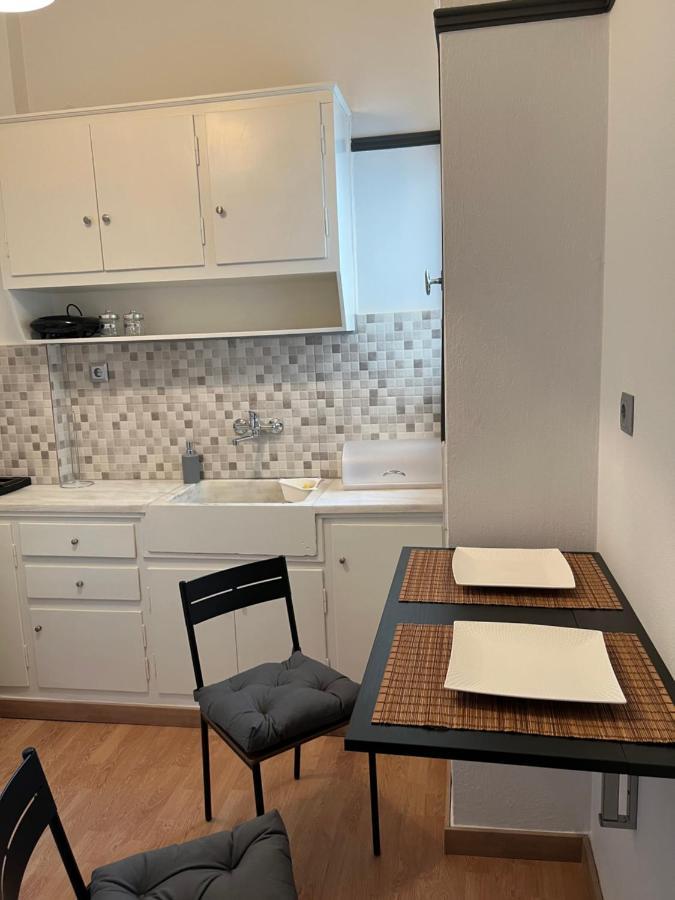 ארטמידה Above Apartments Near The Airport מראה חיצוני תמונה