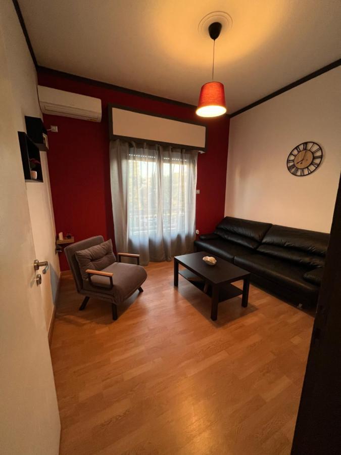 ארטמידה Above Apartments Near The Airport מראה חיצוני תמונה