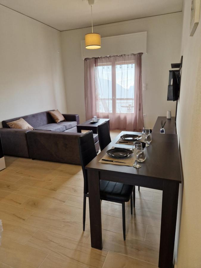ארטמידה Above Apartments Near The Airport מראה חיצוני תמונה