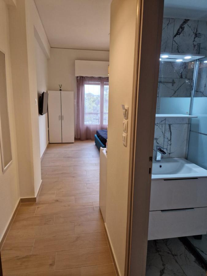 ארטמידה Above Apartments Near The Airport מראה חיצוני תמונה